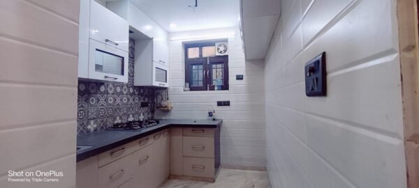KG-1 , DDA FLAT , FOR SALE - Image 9