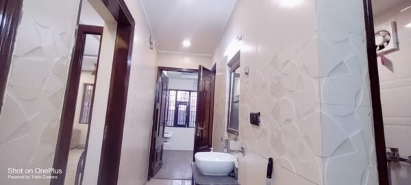 KG-1 , DDA FLAT , FOR SALE - Image 11